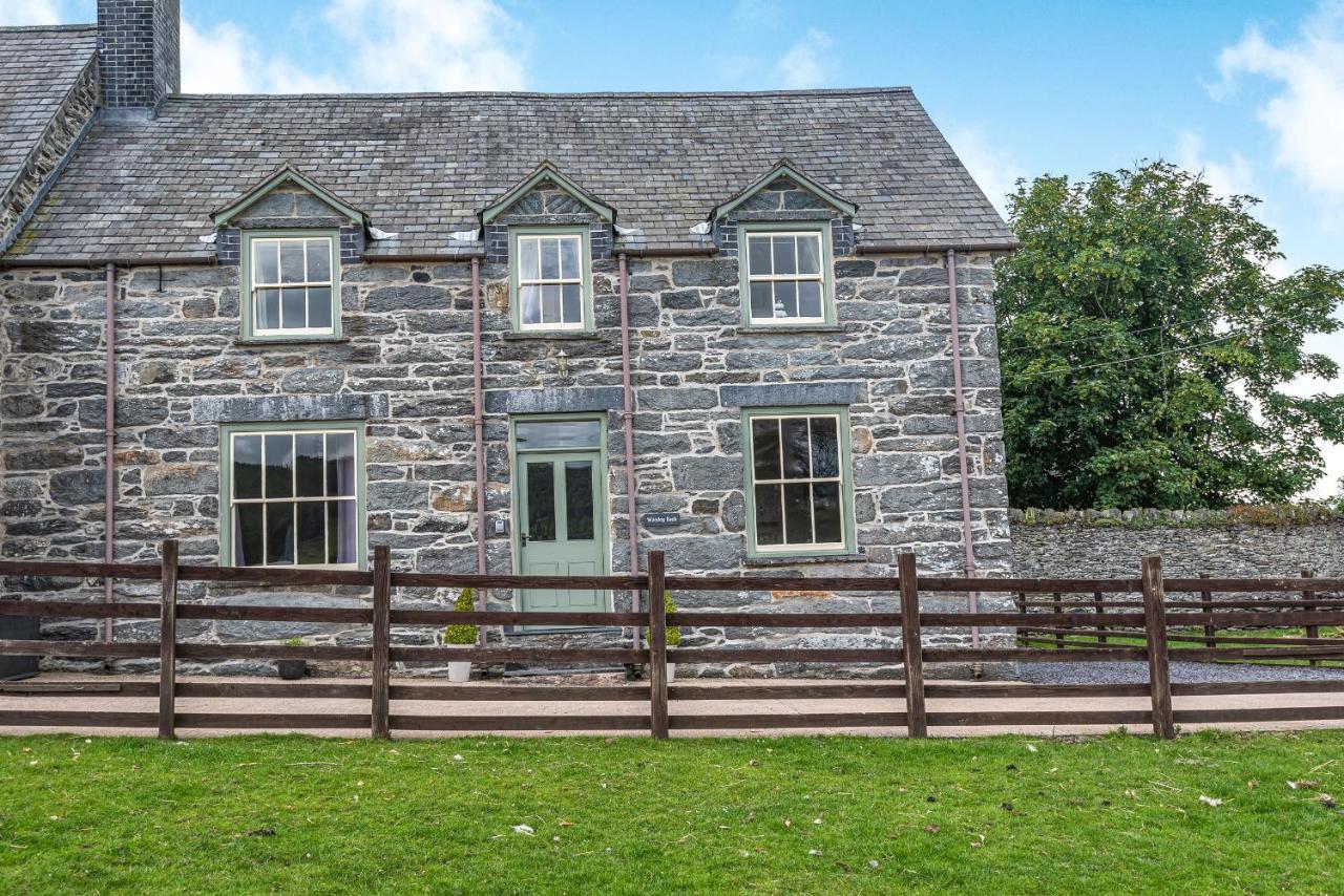 Waedog Bach Holiday home Llanfor